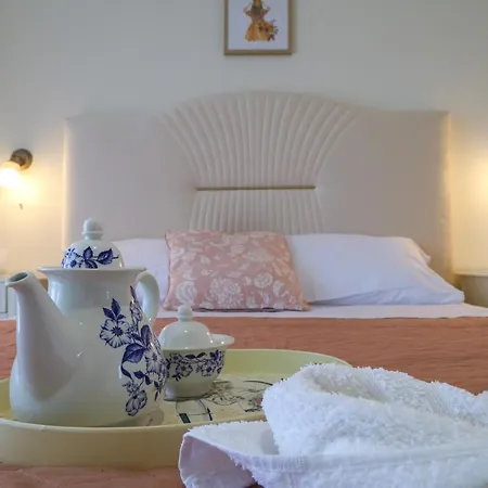 Meliades * Apolpaina