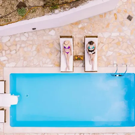 ヴィラ Meliades *